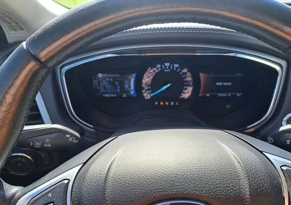 Ford Mondeo cena 87900 przebieg: 71800, rok produkcji 2018 z Ciechanów małe 56
